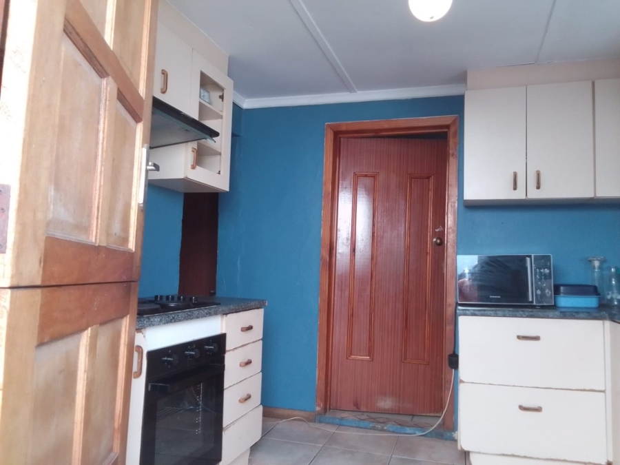 2 Bedroom Property for Sale in Kwazakhele Eastern Cape